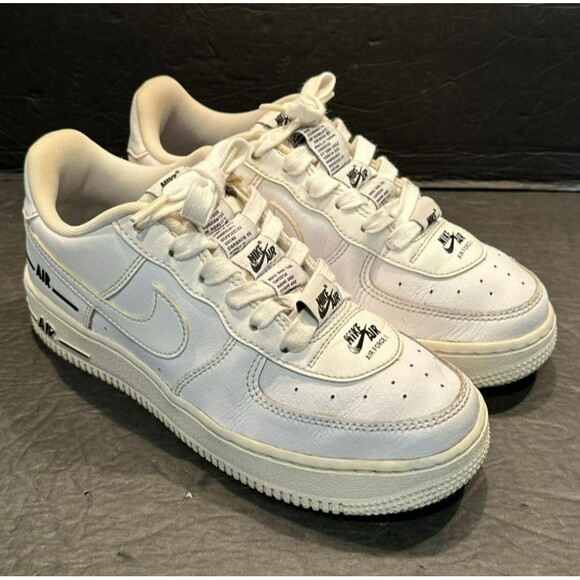Nike Air Force 1 LV8 3 GS 'Multiple Logos' White Sneaker Kids 4Y -  CJ4092-100 - Picture 3 of 8
